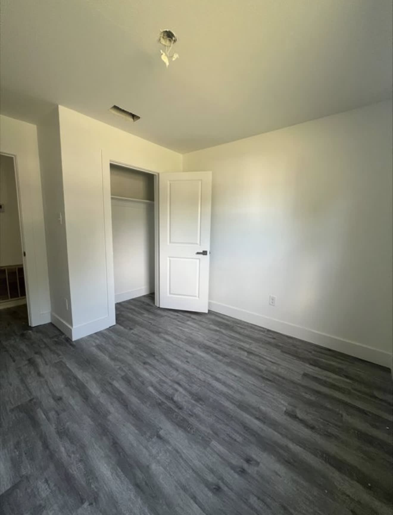 301 West Rochester Street – photo 4