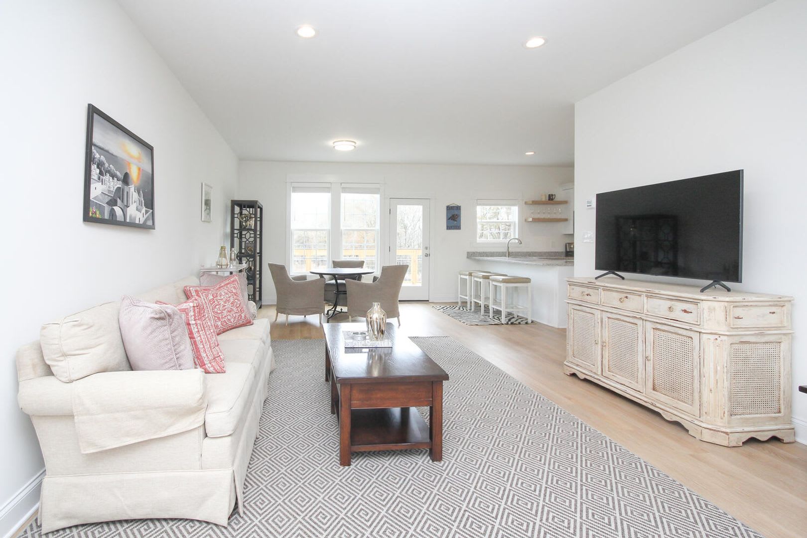 Luxury Three Bedroom Townhome in Lincolnton – photo 3