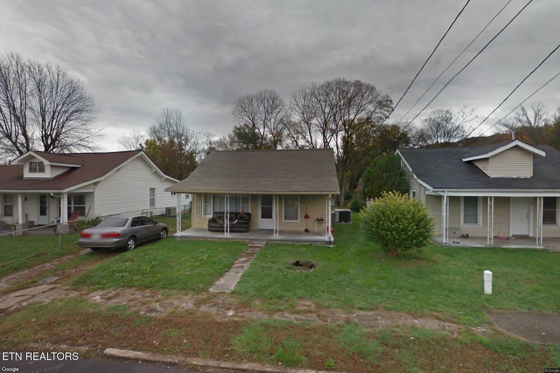 2608 Piedmont St – photo 2