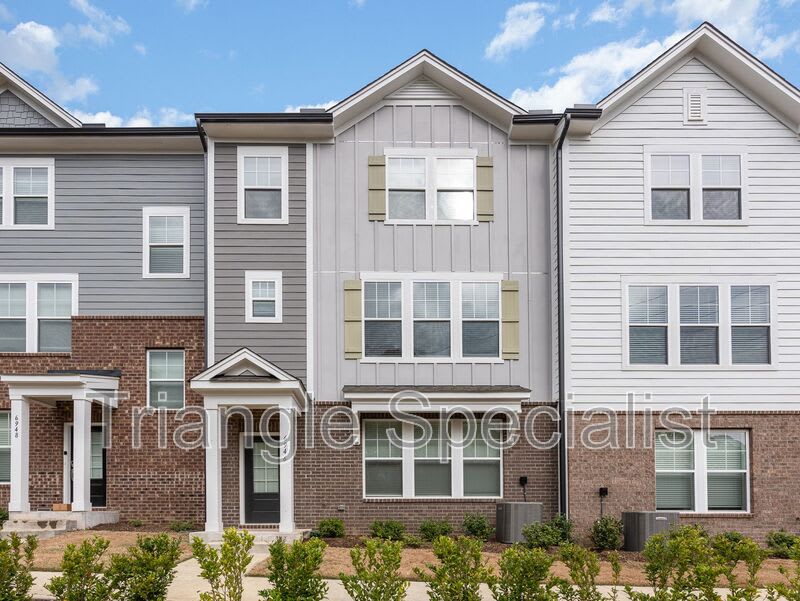 6946 Leesville Road – photo 1