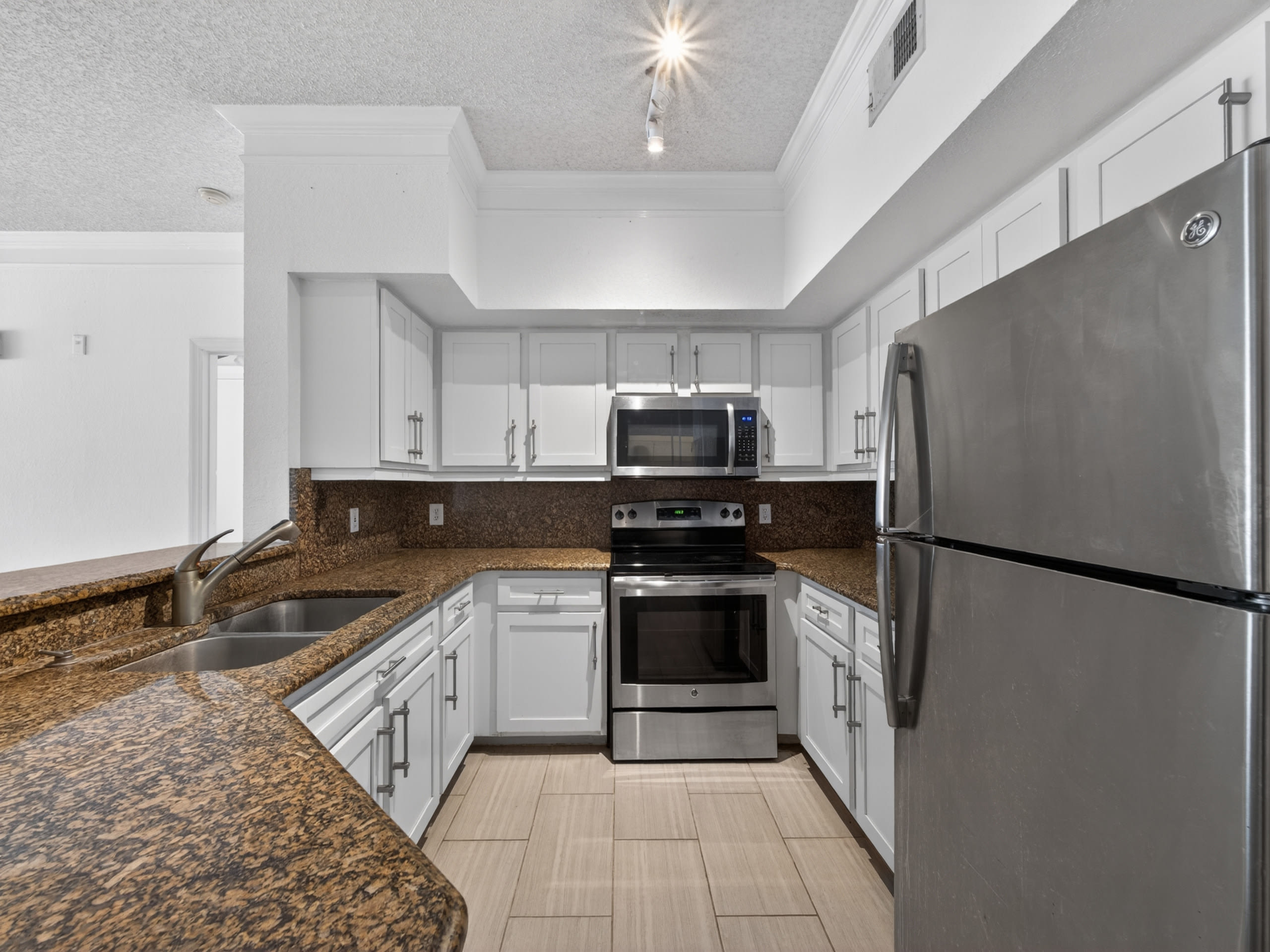 13003 Plantation Park Circle – photo 3