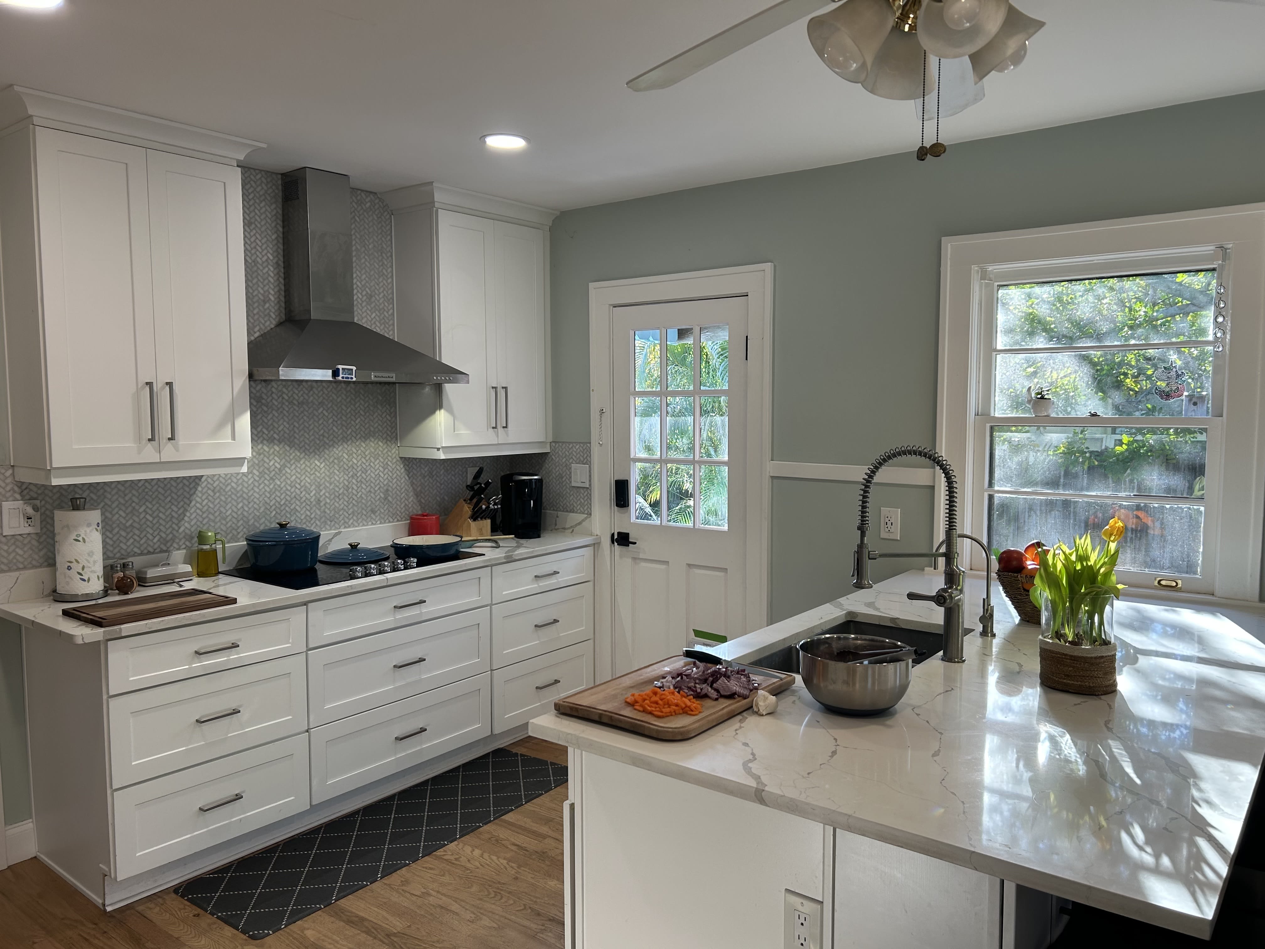 1219 Aloha Ln – photo 2
