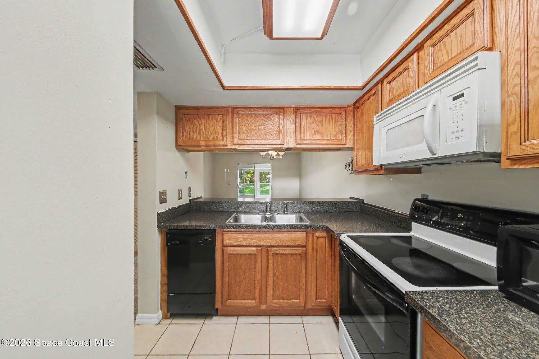 3150 Sir Hamilton Circle – photo 5