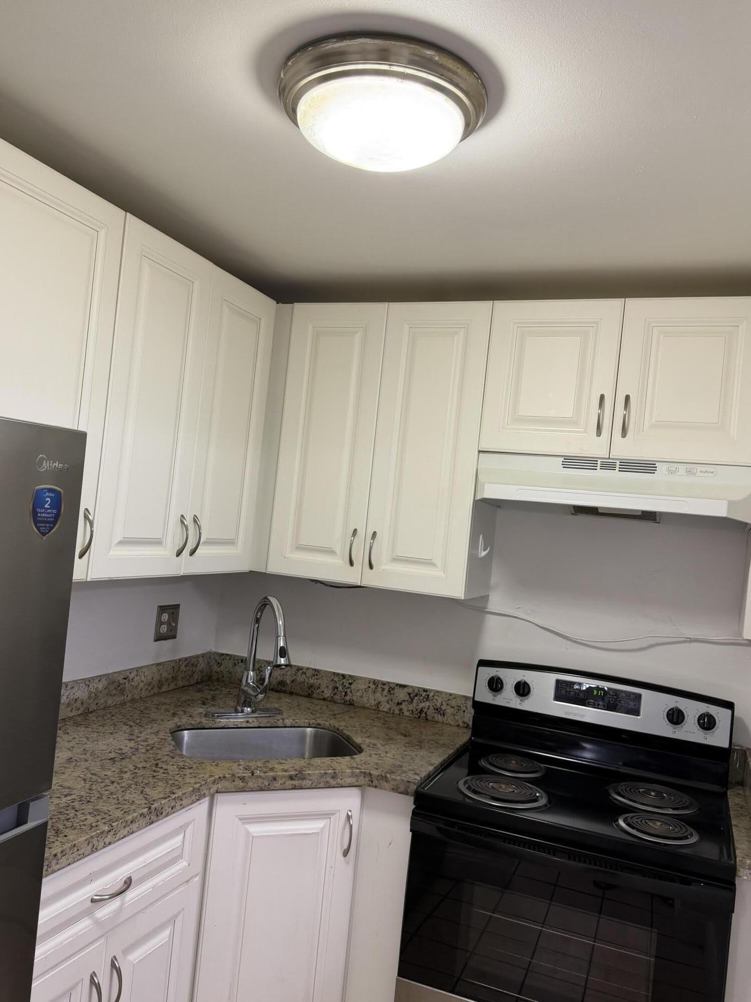 270 S Cypress Road – photo 2