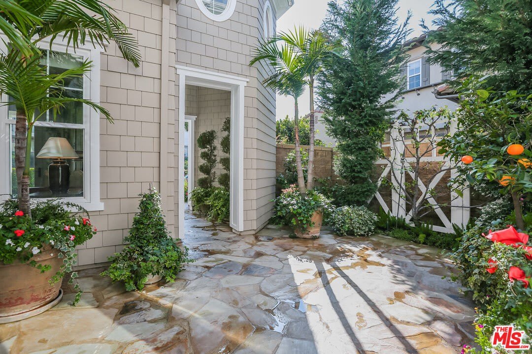 7391 Coastal View Dr – photo 5