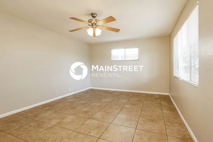 2339 West Avalon Drive – photo 2