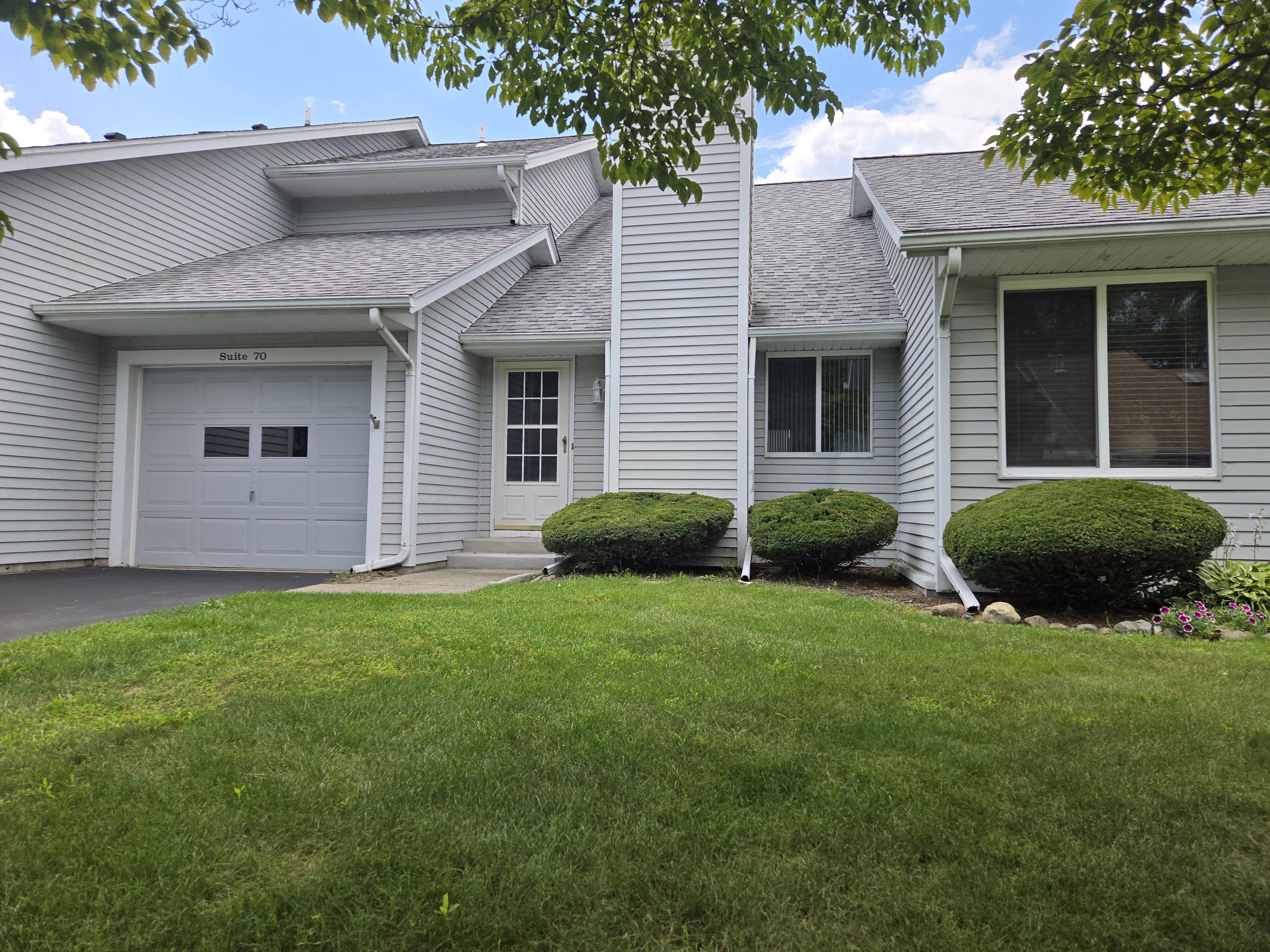 6955 Dorr St – photo 2