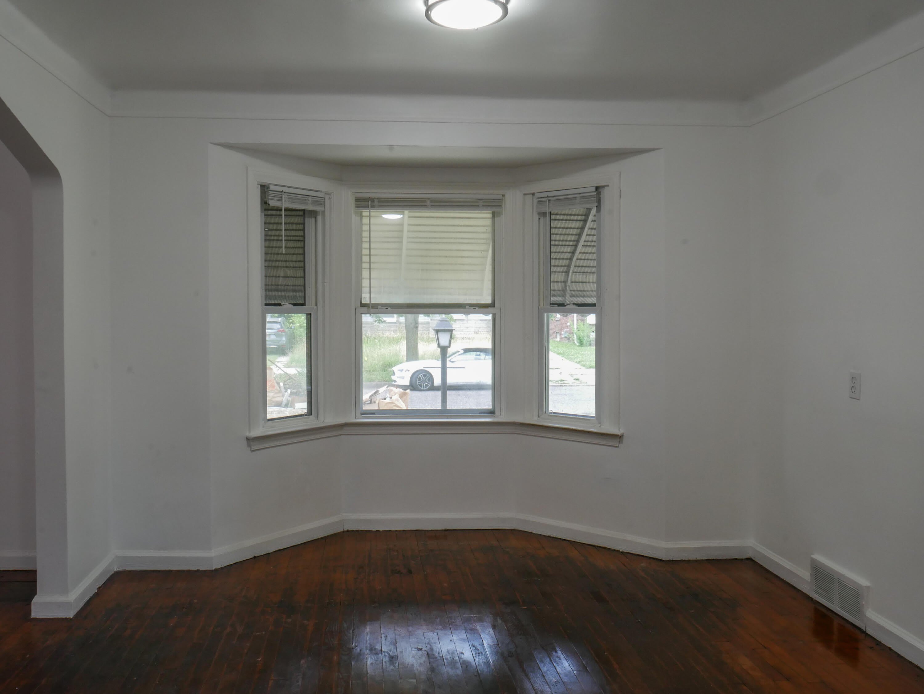 18938 Beland Street – photo 4