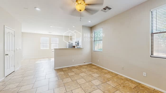1407 North 79th Lane – photo 5