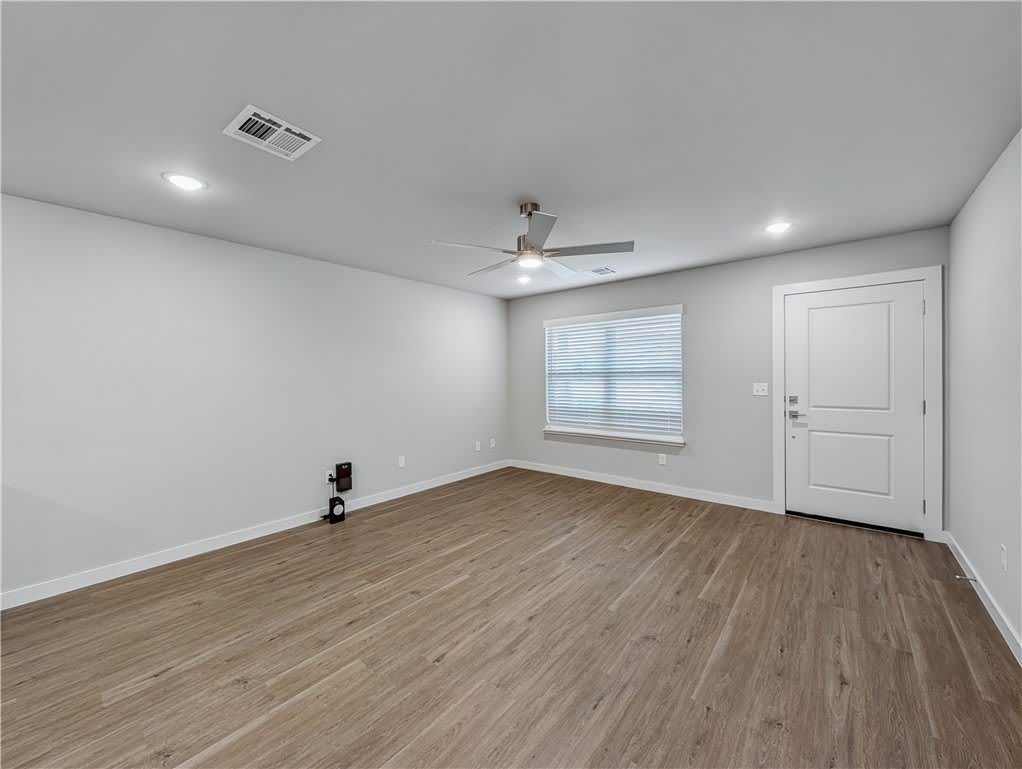6607 Nw Altus Street – photo 2