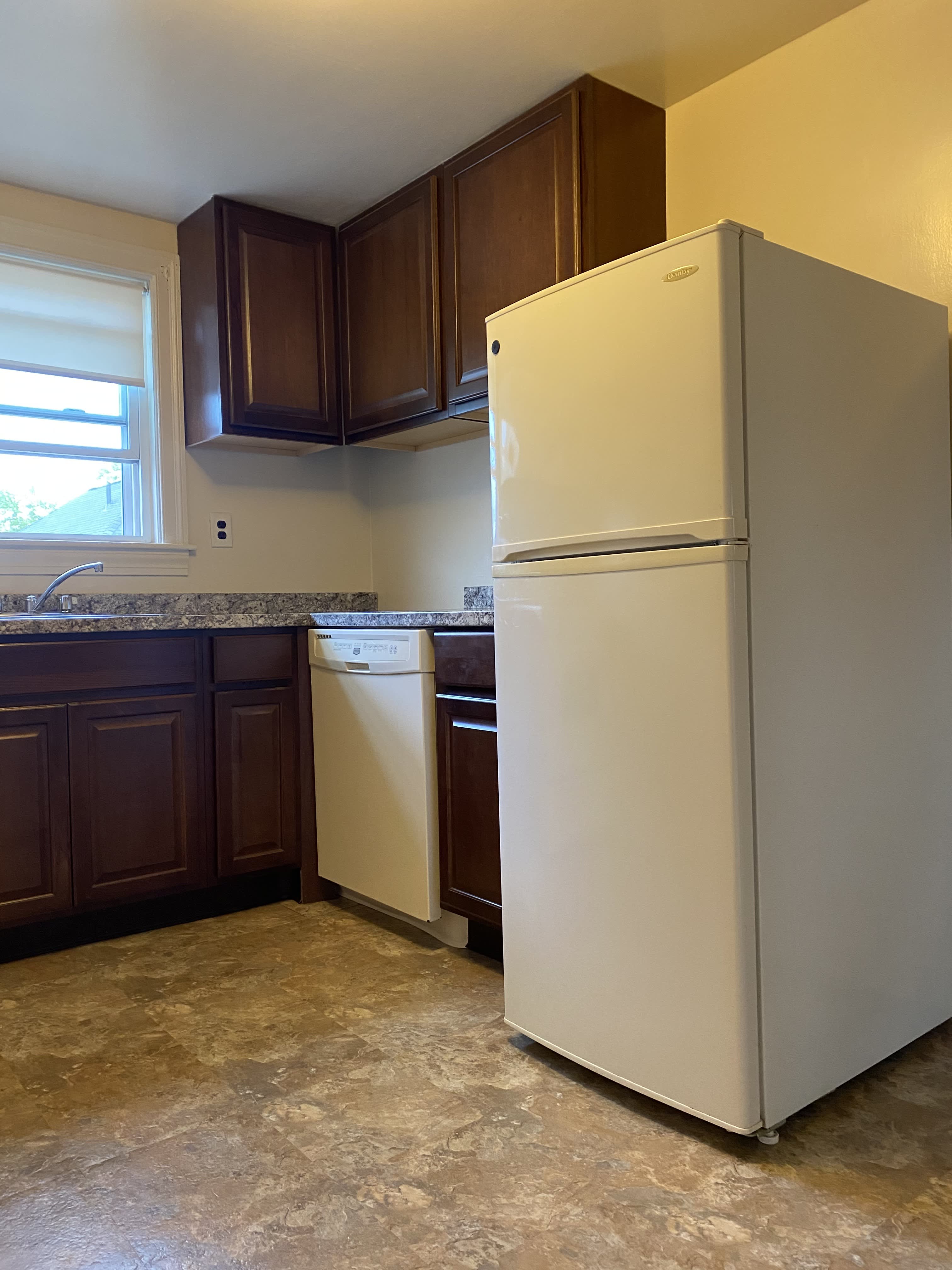 53 Nathan Rd – photo 4