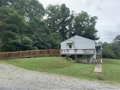 70 Locust Rdg – photo 3