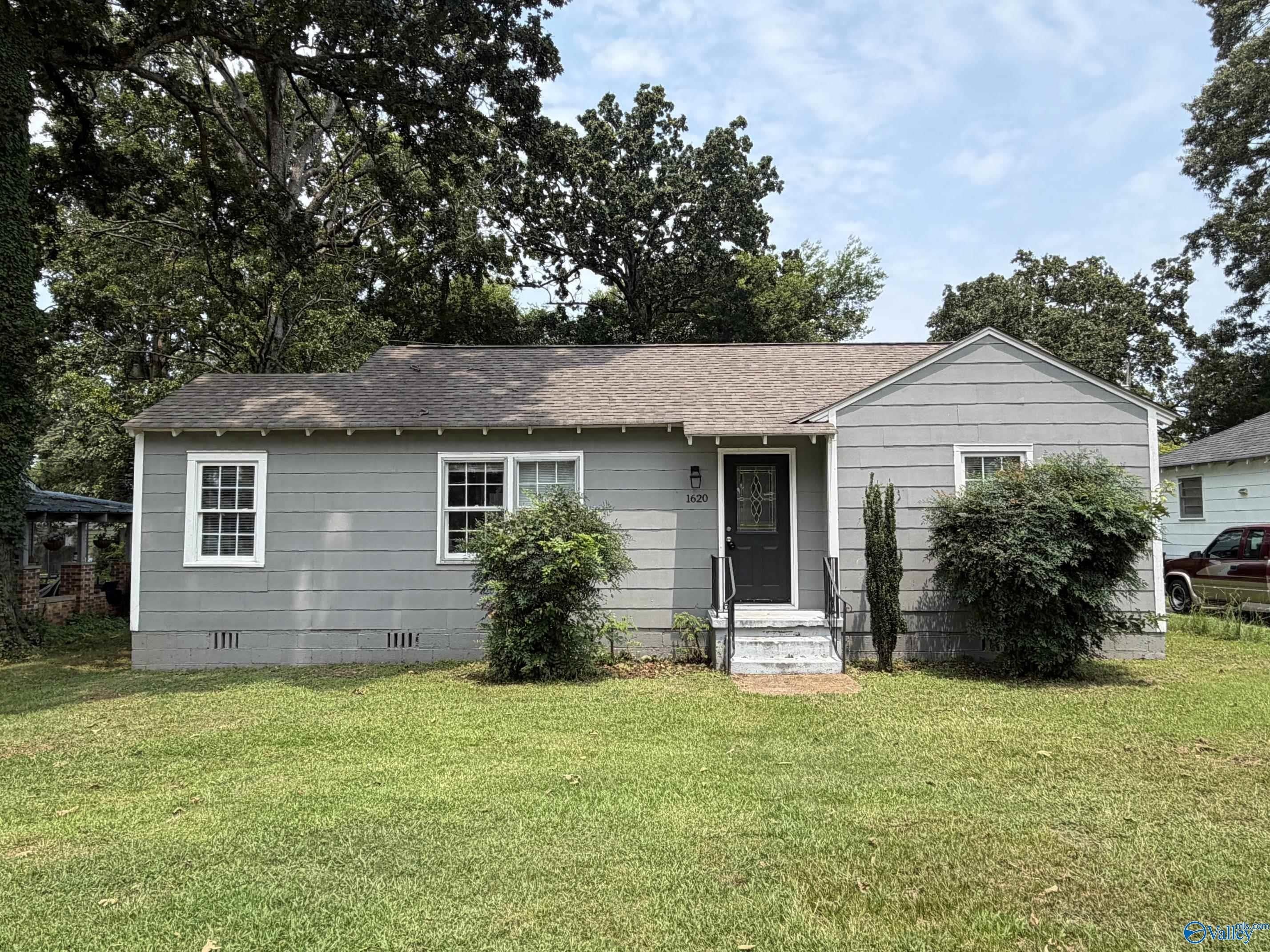 1620 8th Street – photo 1