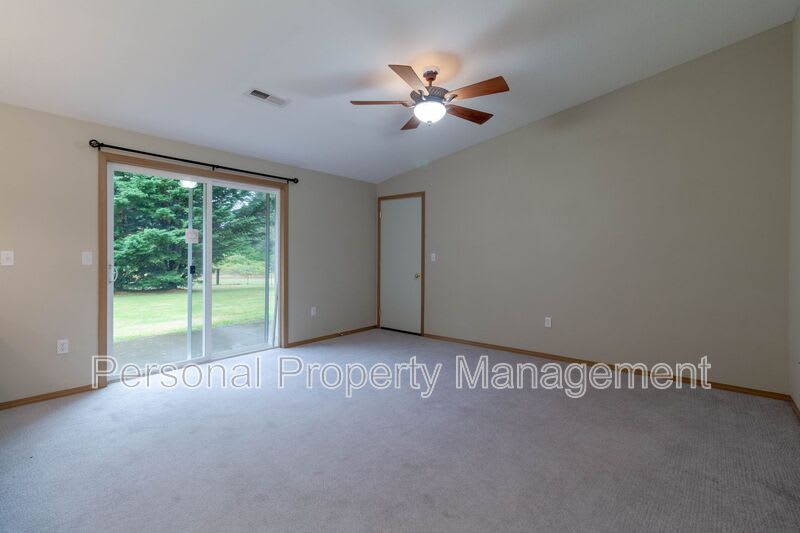1312 SE 352nd Ave – photo 4