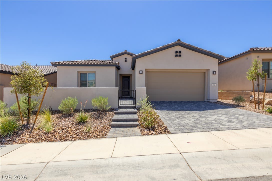 90 Crimson Stone Court – photo 1