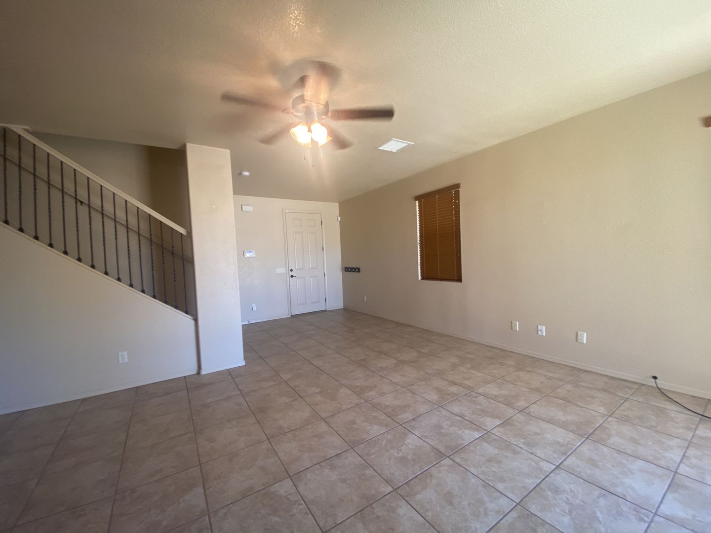 4 bedrooms, 3.5 bathrooms home, 2 Primary Suites! – photo 3