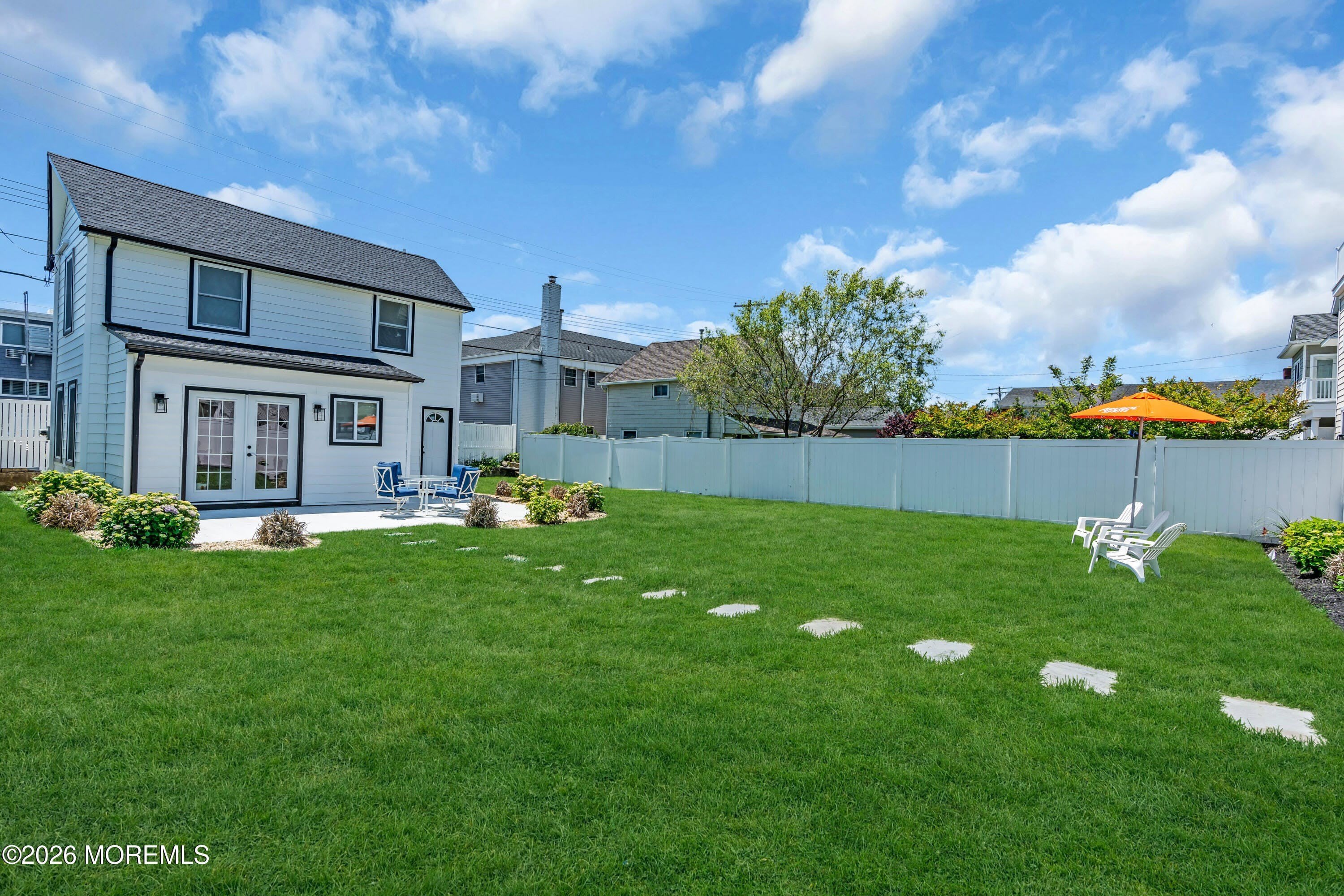 101 4th Avenue – photo 1