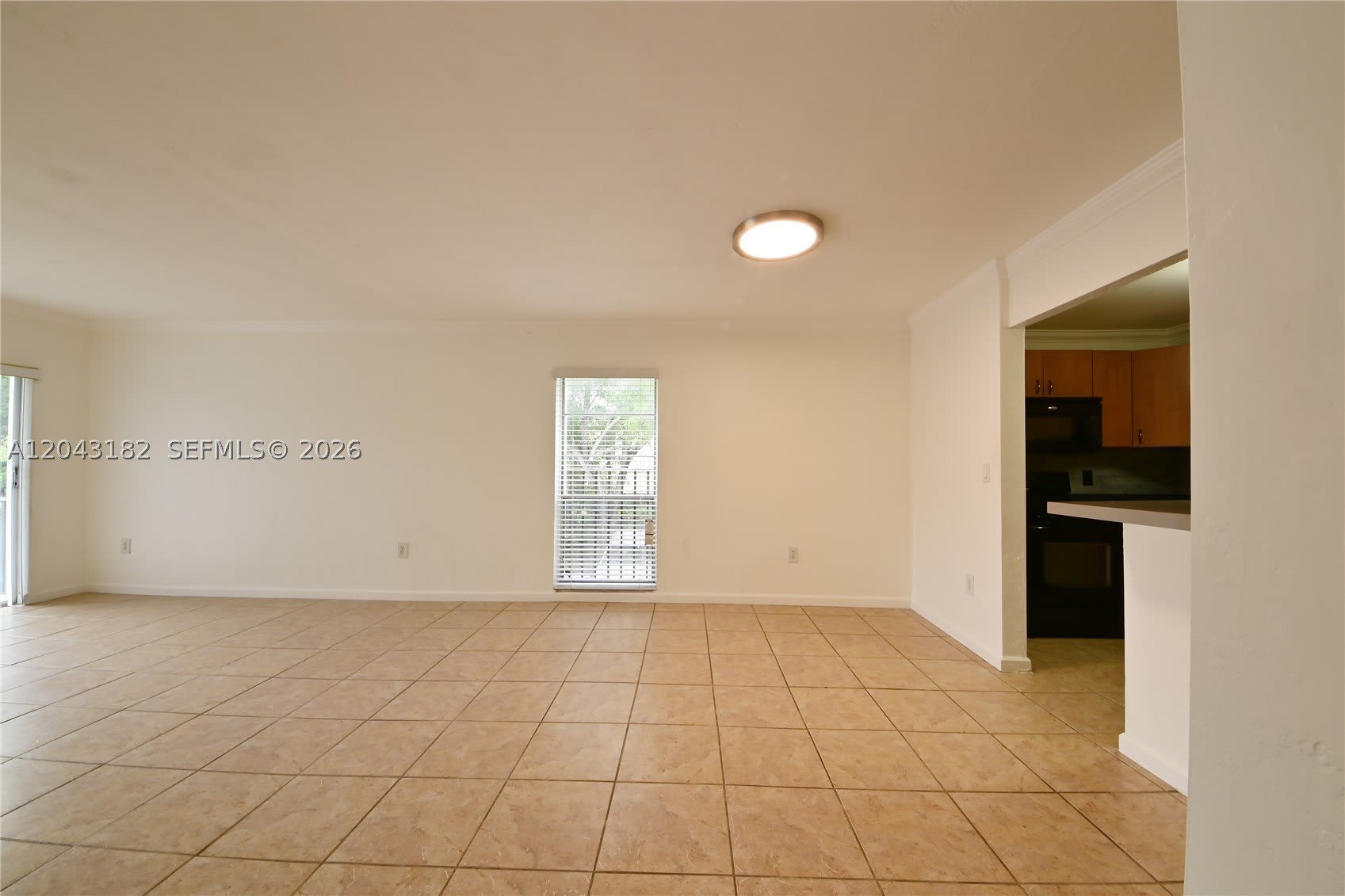 6900 N Kendall Dr – photo 5