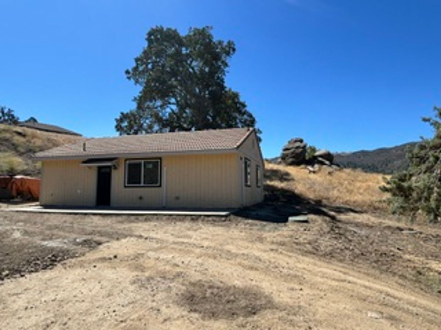 Charming Bear Valley Springs Home With A View! 1/2 off second month of rent! – photo 2