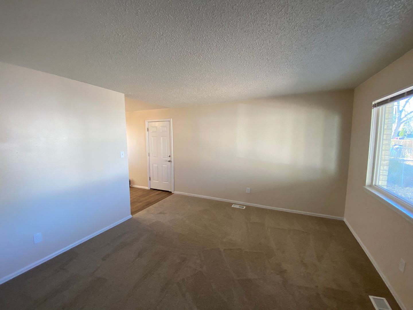 single family home – photo 5