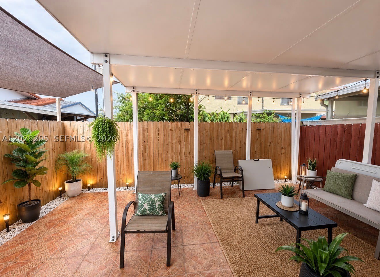 3956 W 9th Ct – photo 2
