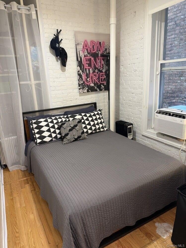 438 W 49TH Street – photo 4