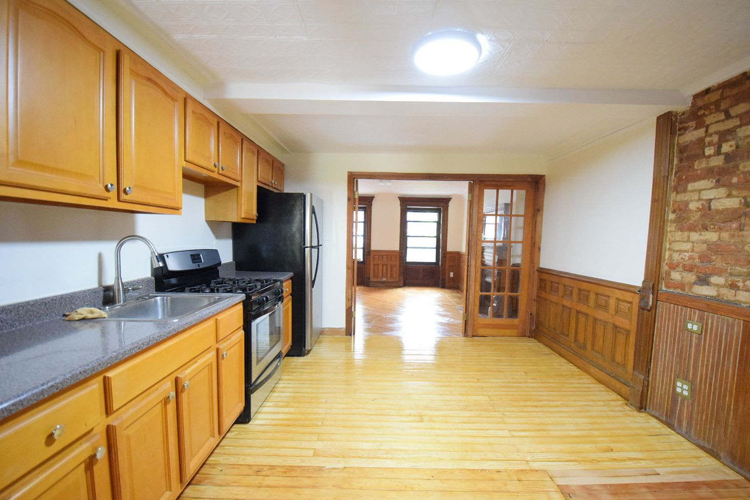 582 Saint Marks Ave Apt 1 – photo 4