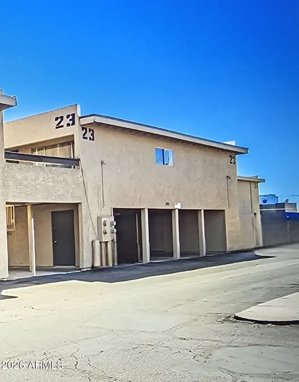 2684 N 43RD Avenue – photo 2