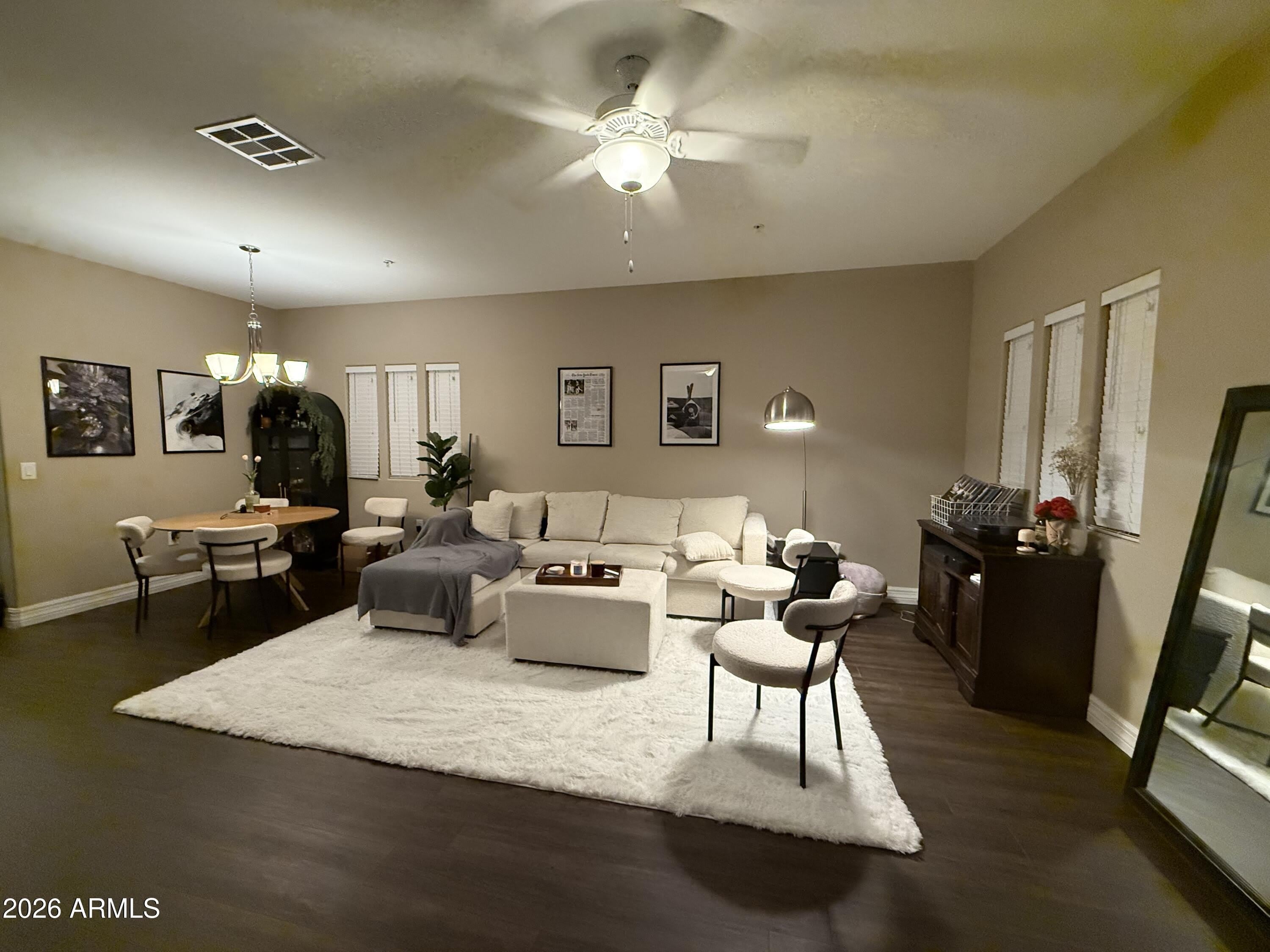 2821 S SKYLINE Drive – photo 2