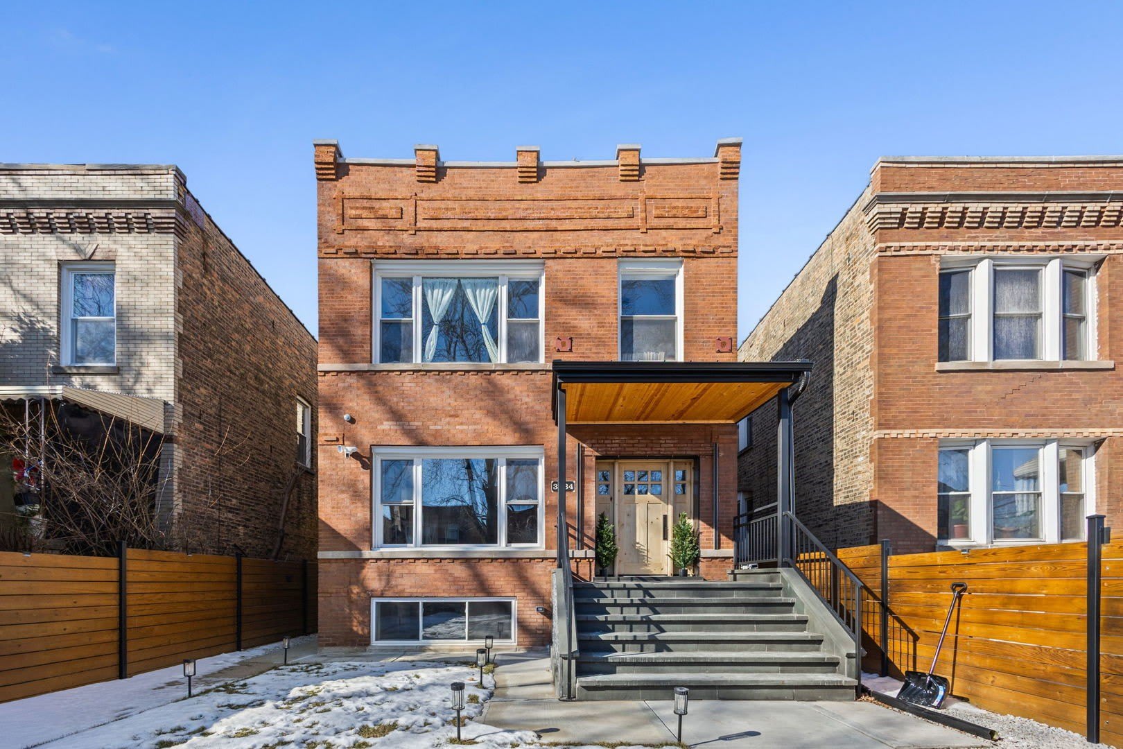 3934 N Sawyer Avenue – photo 1