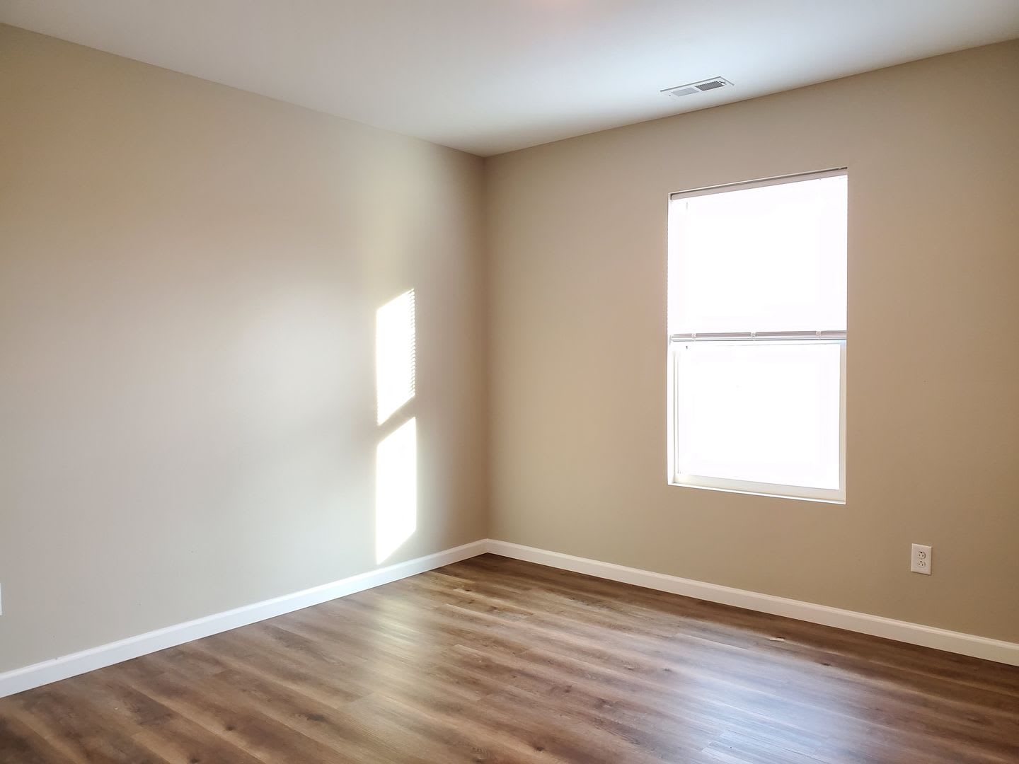 3 bedroom 1 bath apartment located in Jackson, MO – photo 4