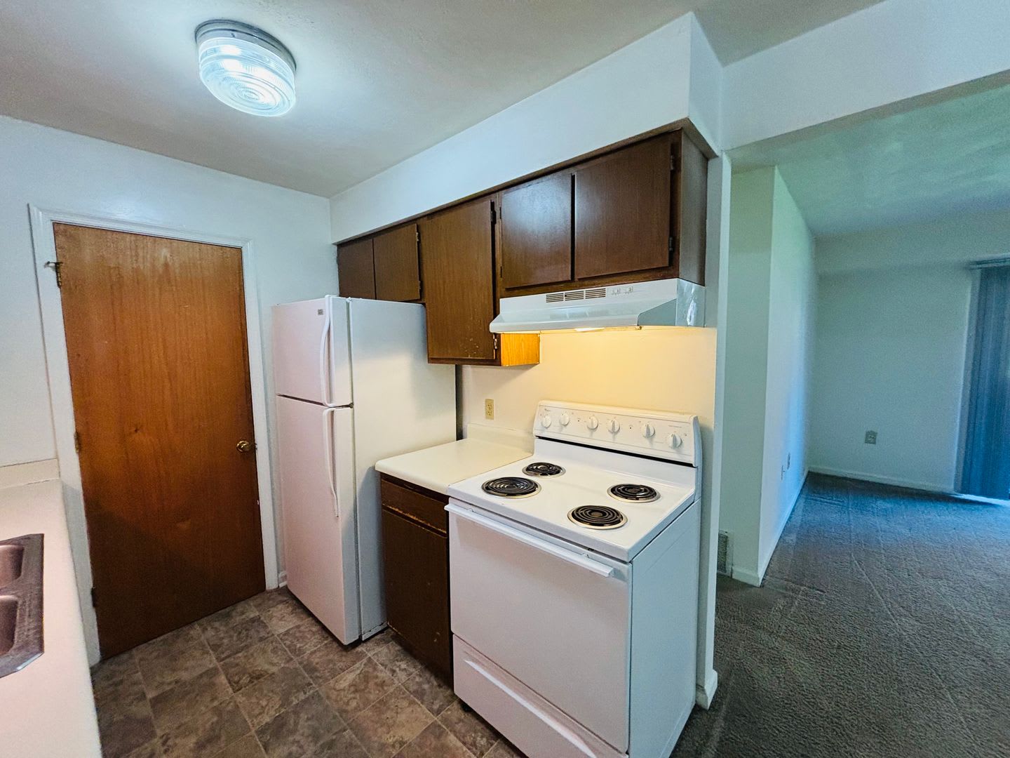 2 Bedroom 1 Bath Condo – photo 4