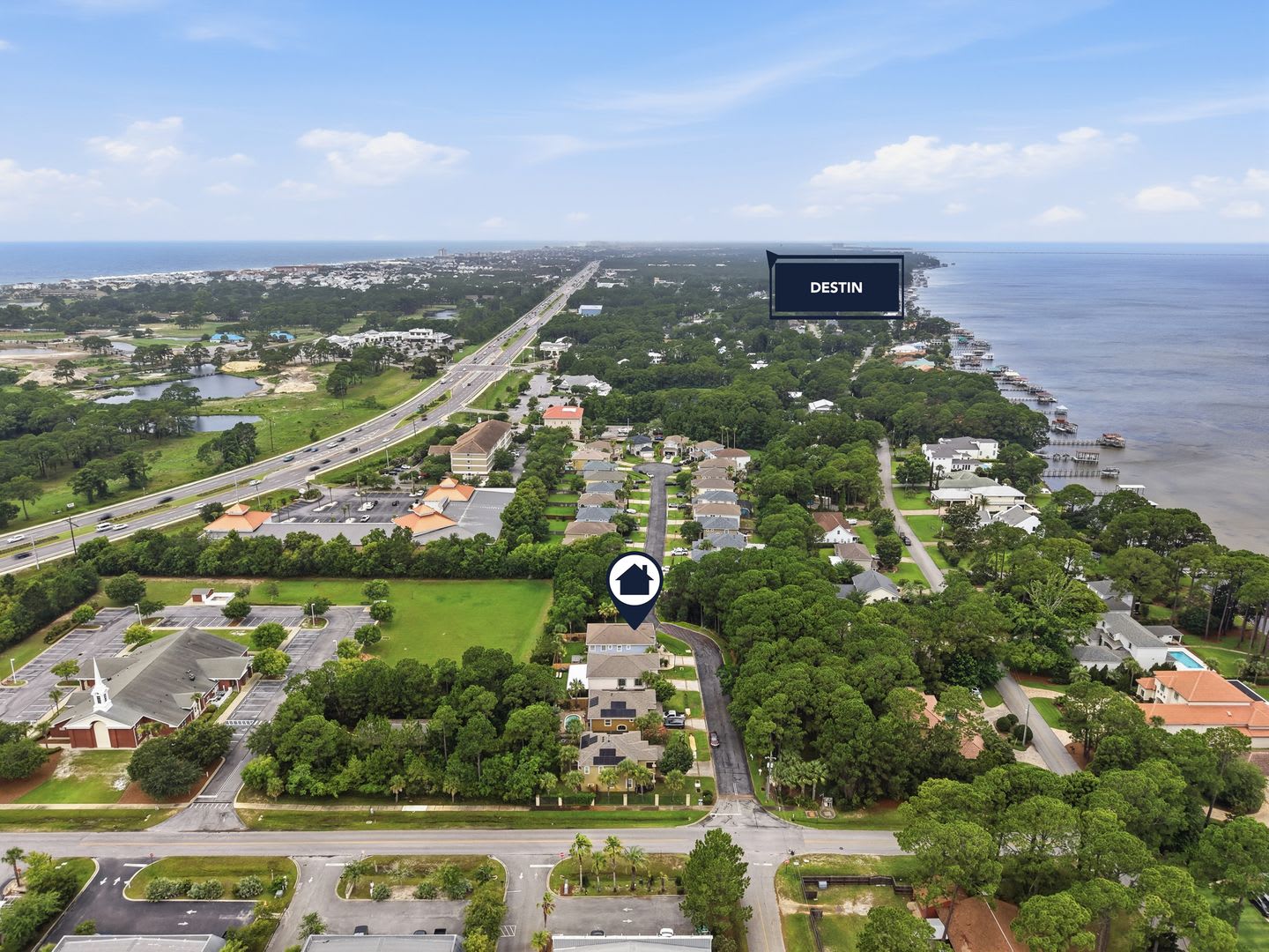 Spacious 5-Bedroom Home Near Gulf Beaches & Choctawhatchee Bay! – photo 2