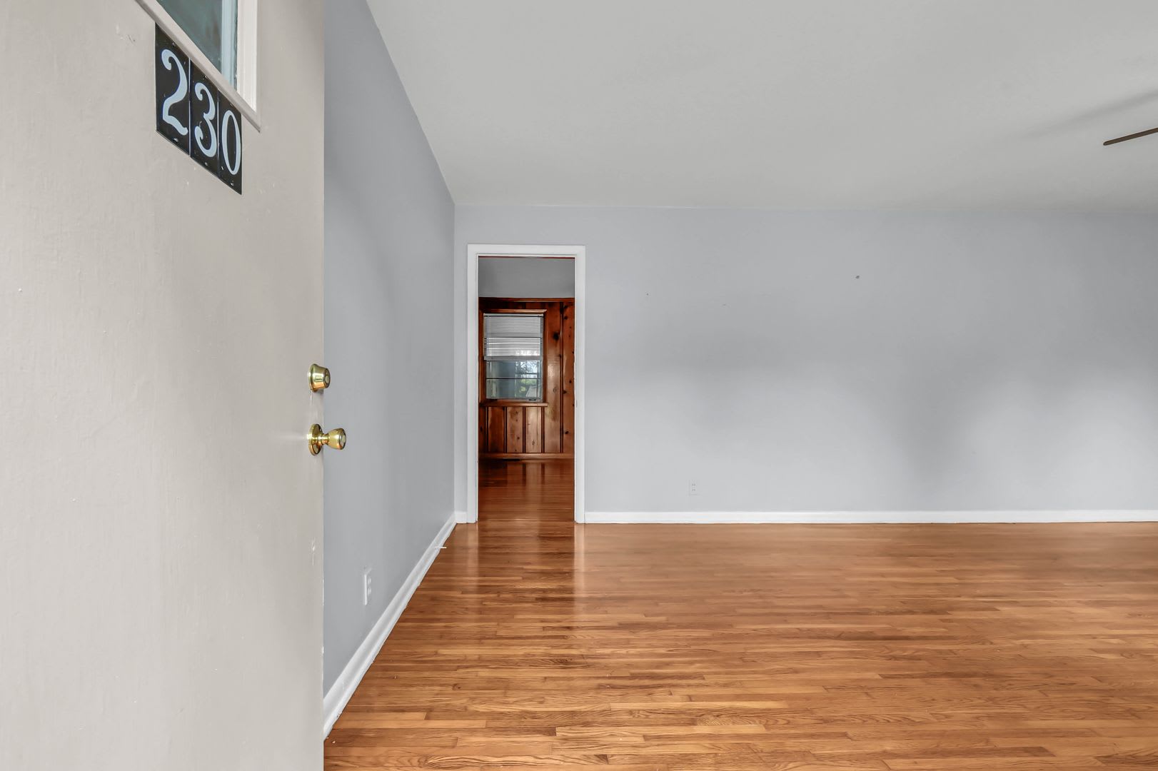 230 Downer – photo 5