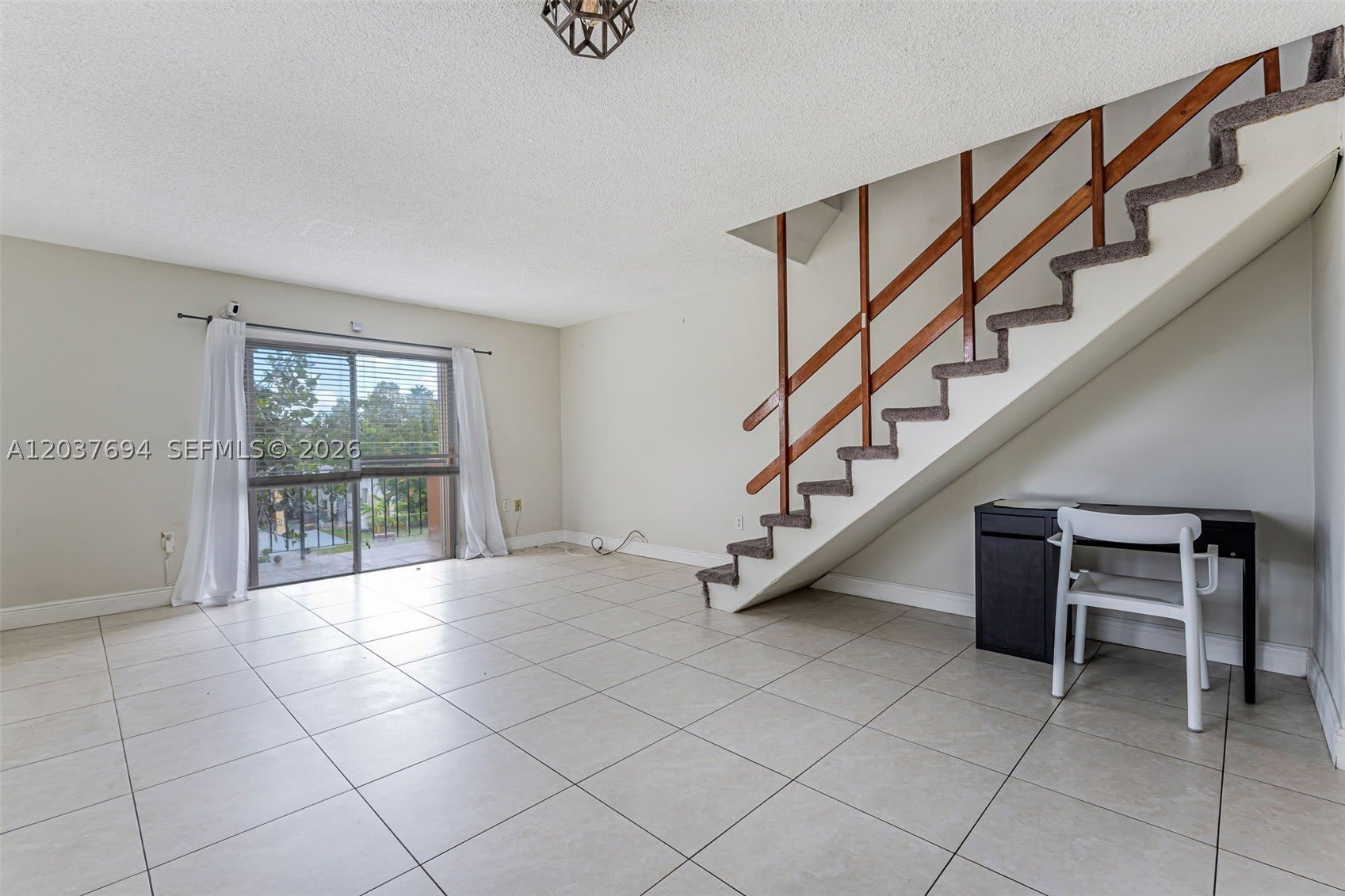 1100 W 35th St – photo 3