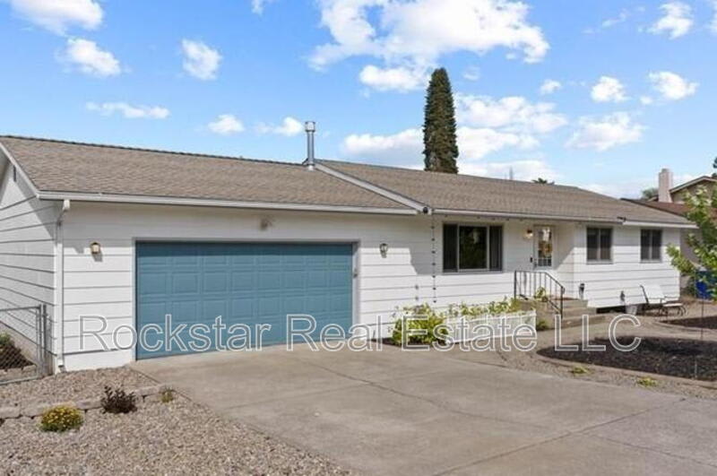 11217 East 11th Avenue – photo 2