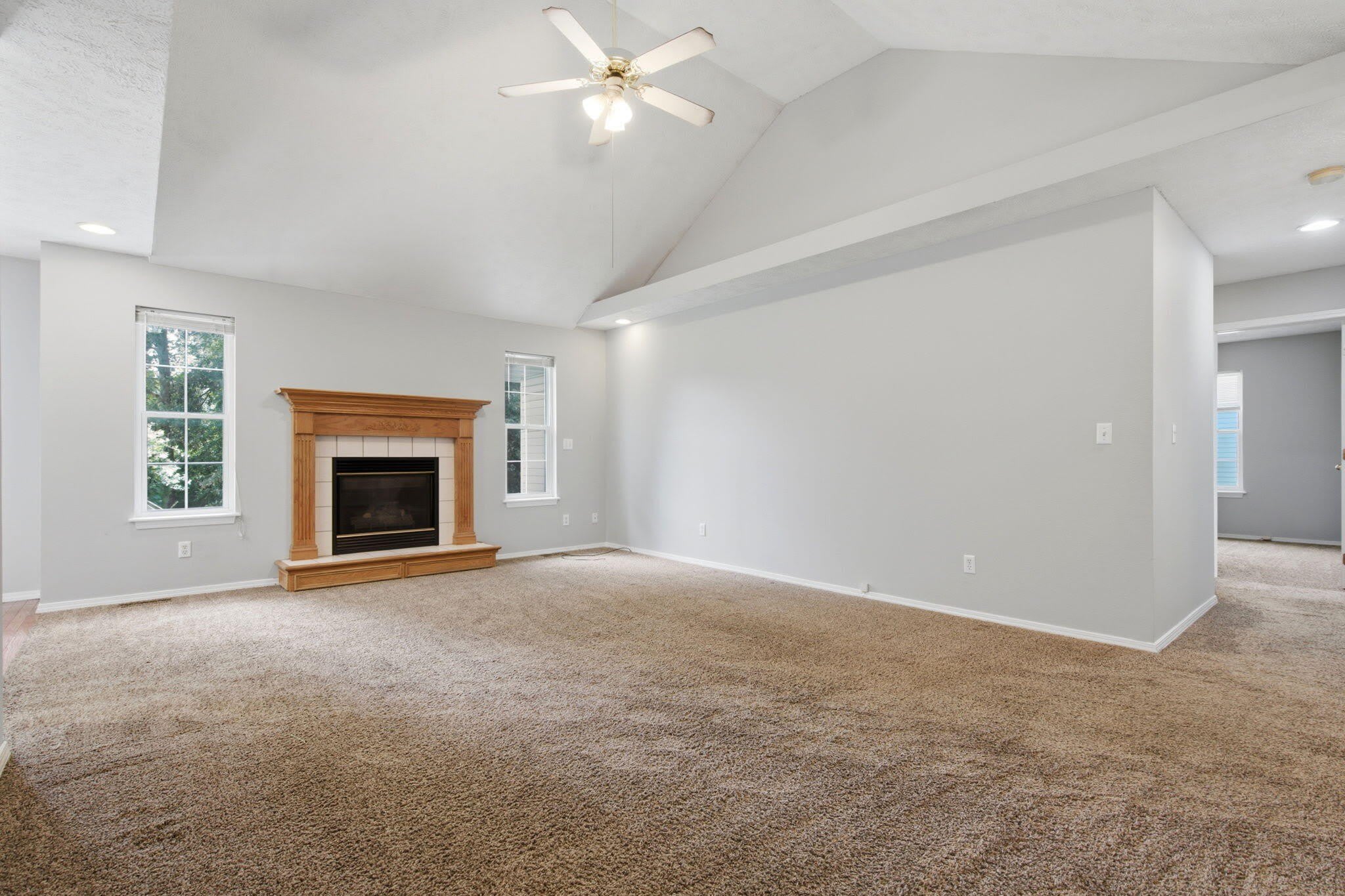 1006 W Cobblefield Way – photo 4