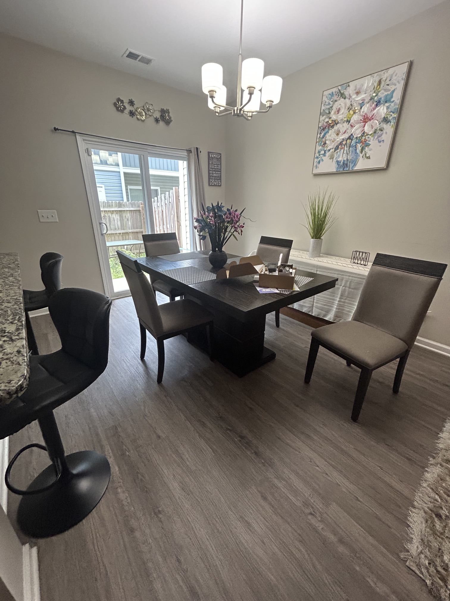 139 Hunters Grove Dr – photo 3