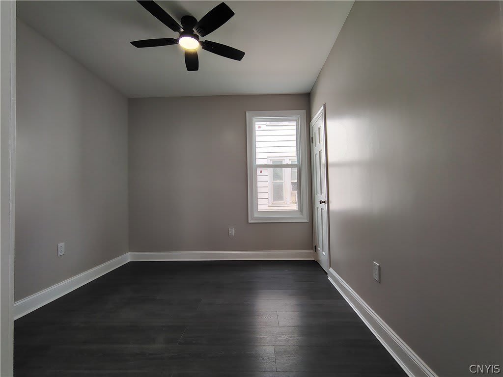 1539 Taylor Avenue – photo 3