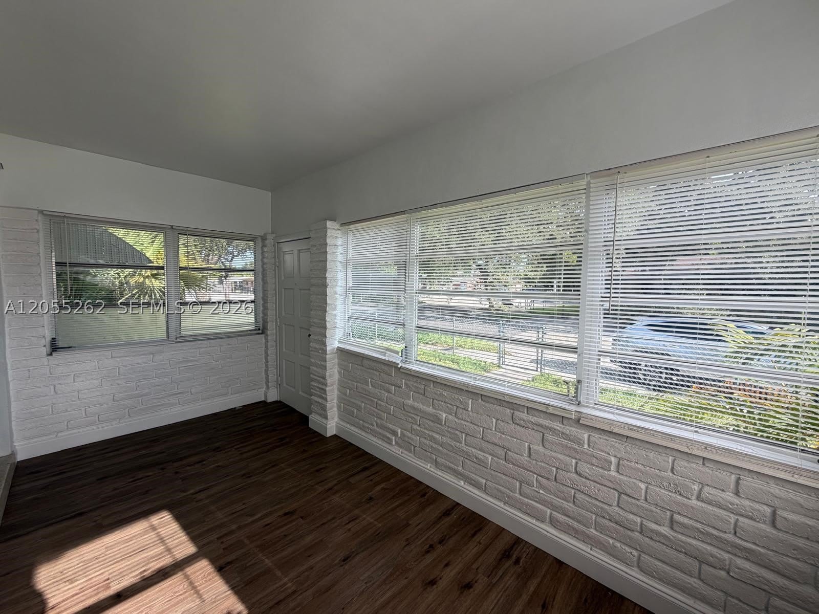 890 NW 55th St – photo 1