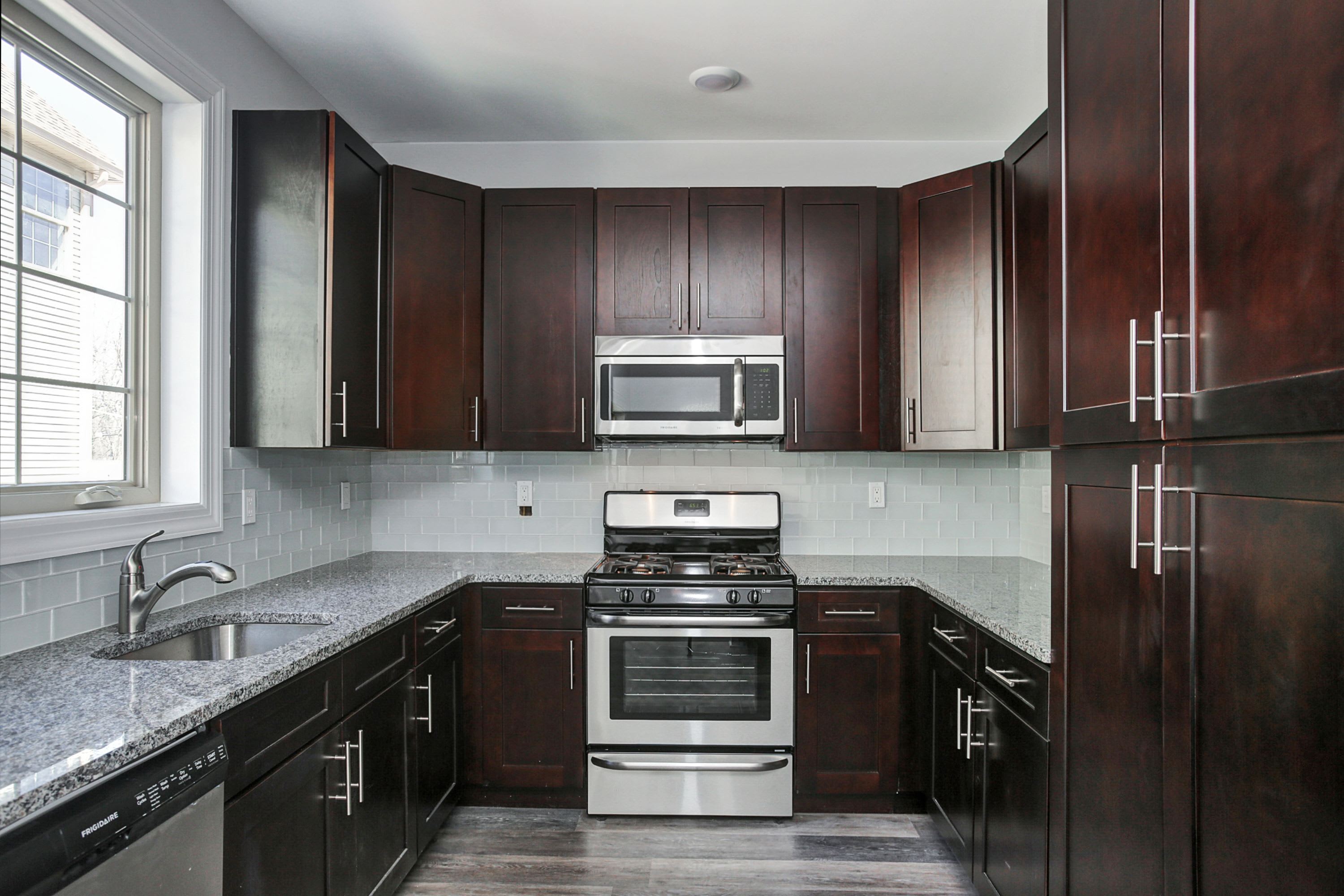 205 Johnson Street – photo 2