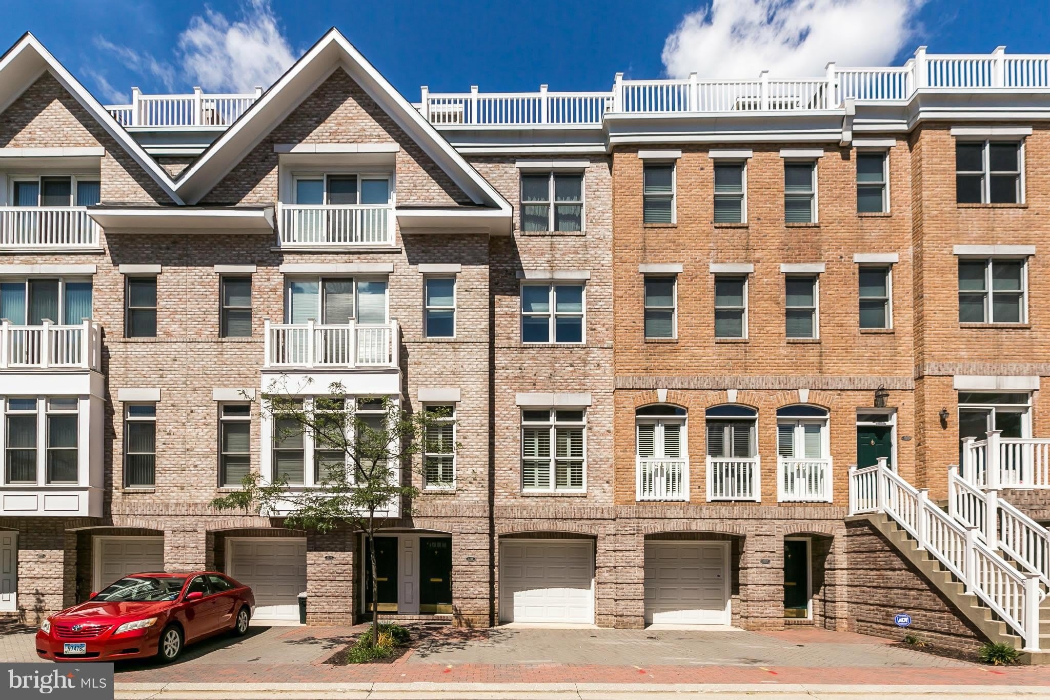 1236 HARBOR ISLAND Walk – photo 1