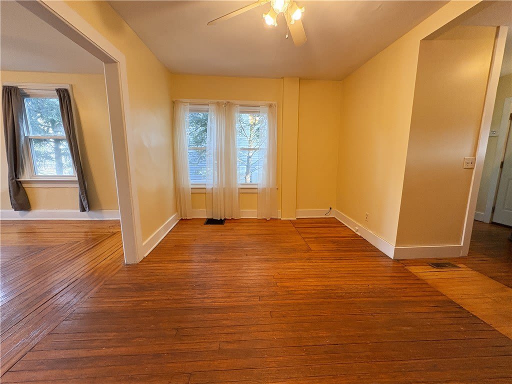 136 Main Street – photo 3