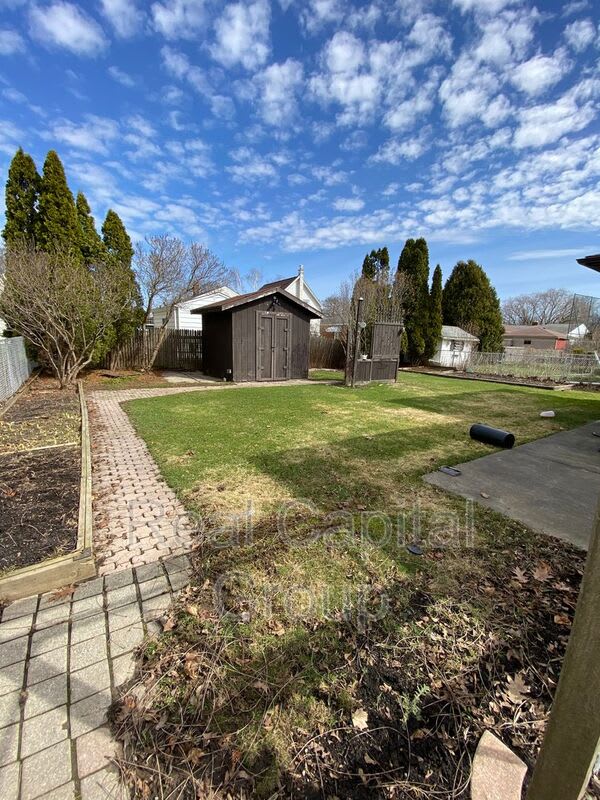 3518 Ontario Ave – photo 3