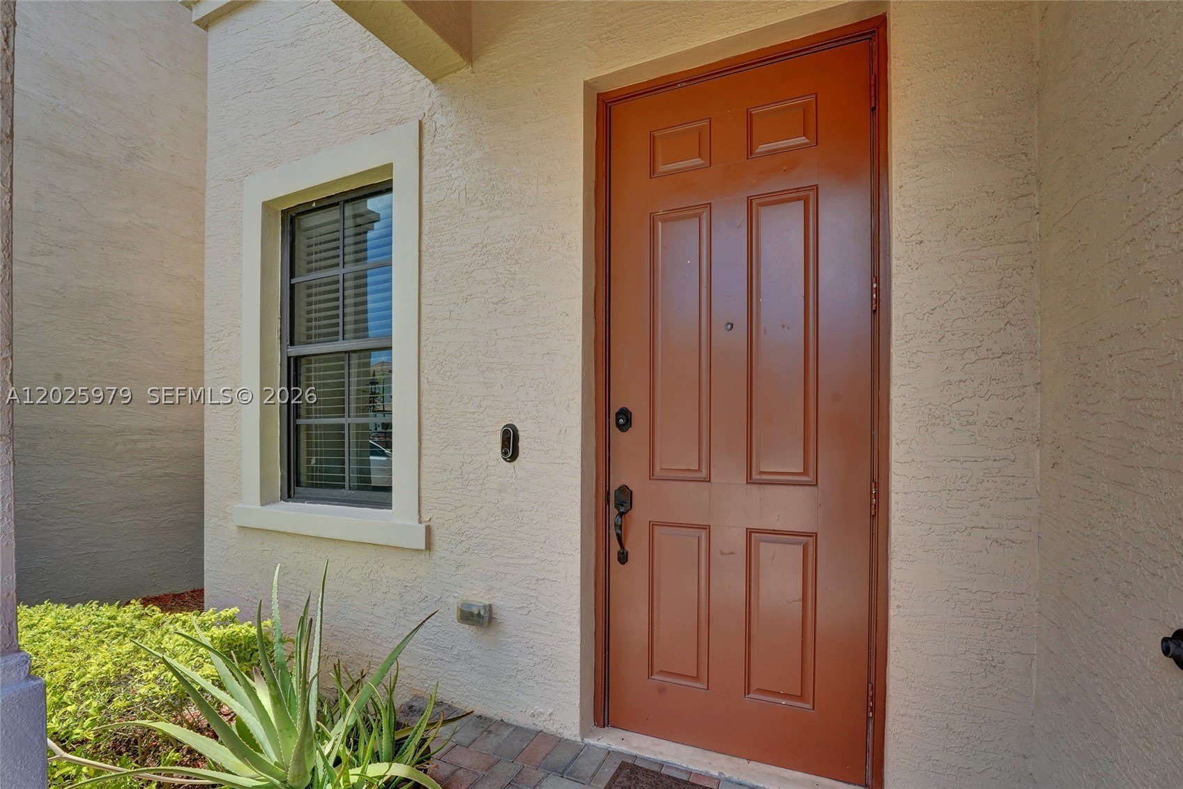 650 NE 191st Ter – photo 3