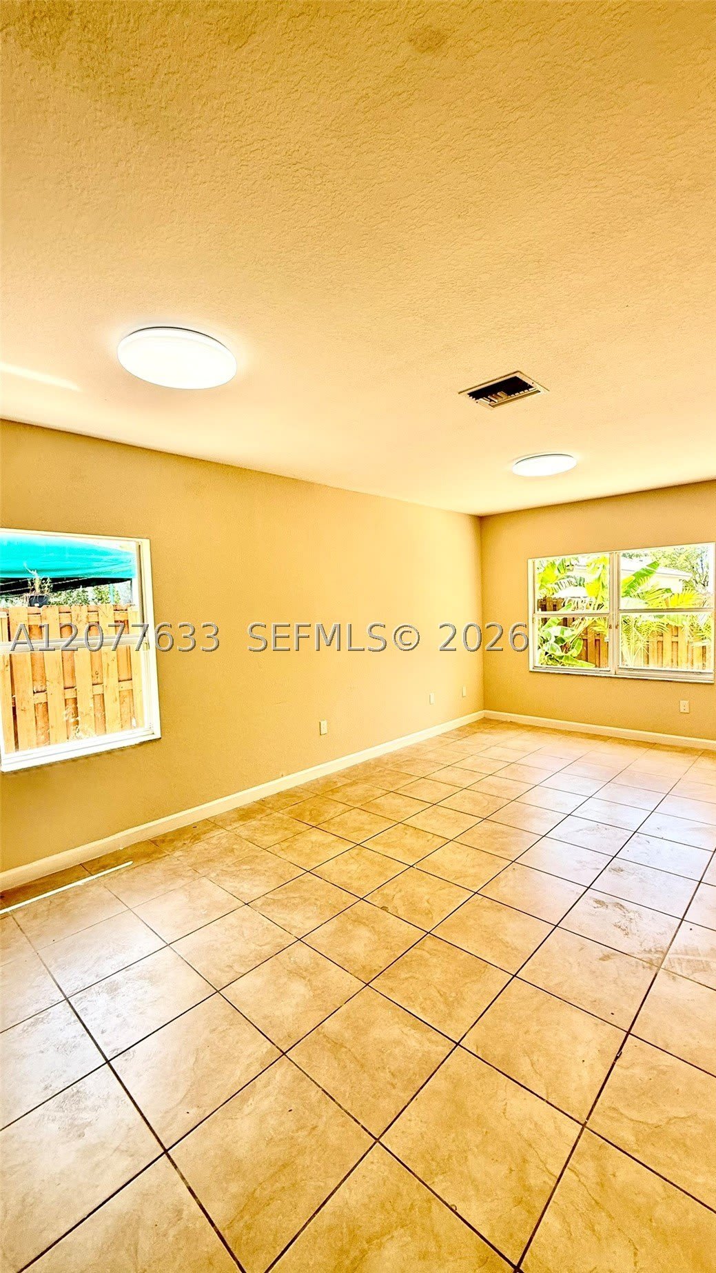 2364 NE 4th St – photo 5