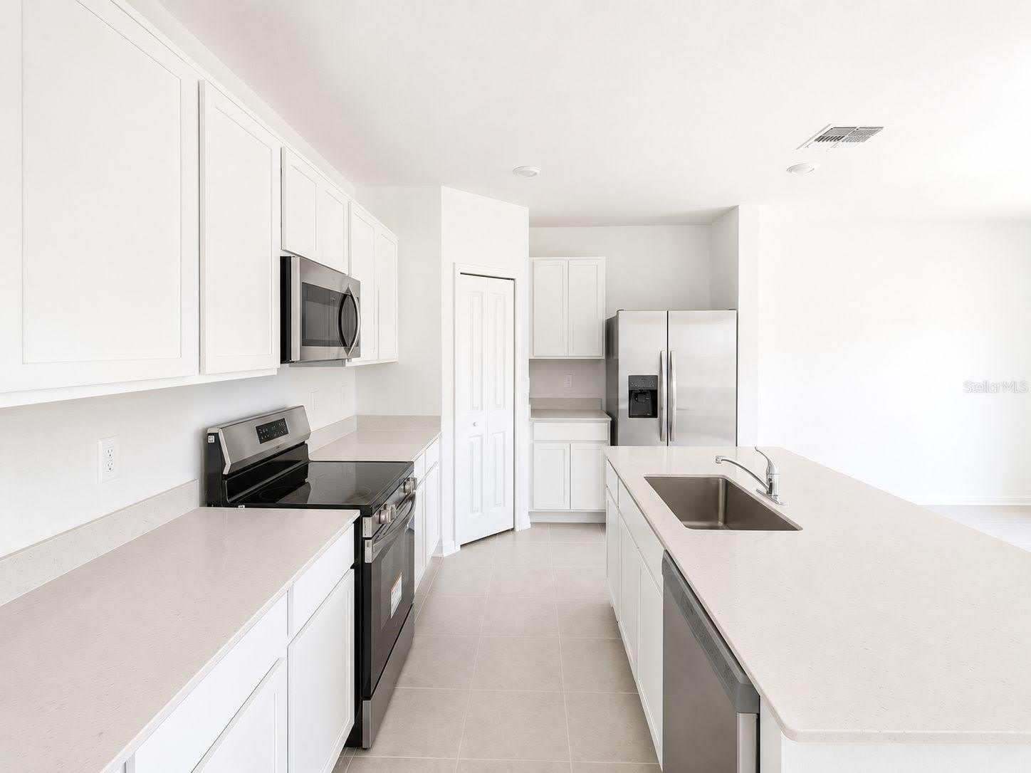 2432 Bluestone Road – photo 5