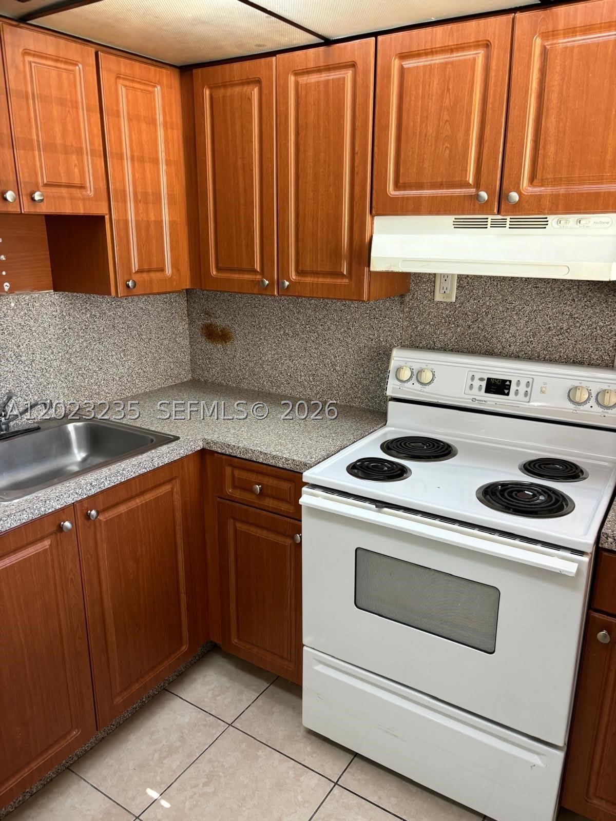 3050 S Dixie Hwy – photo 3