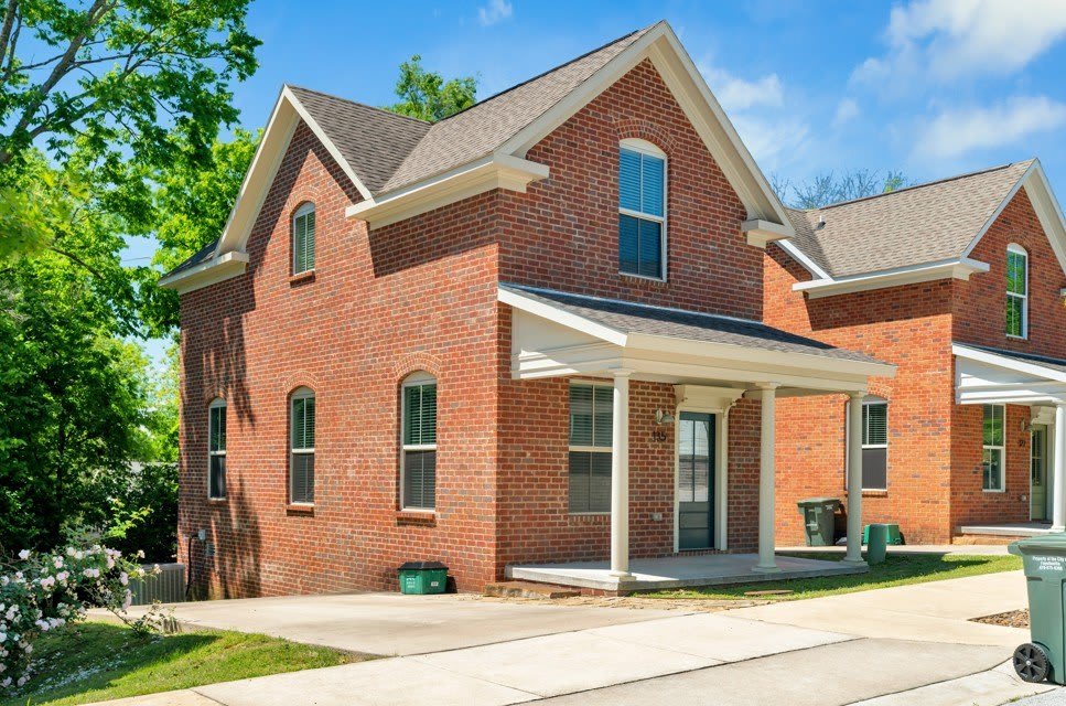 135 E South Street – photo 1
