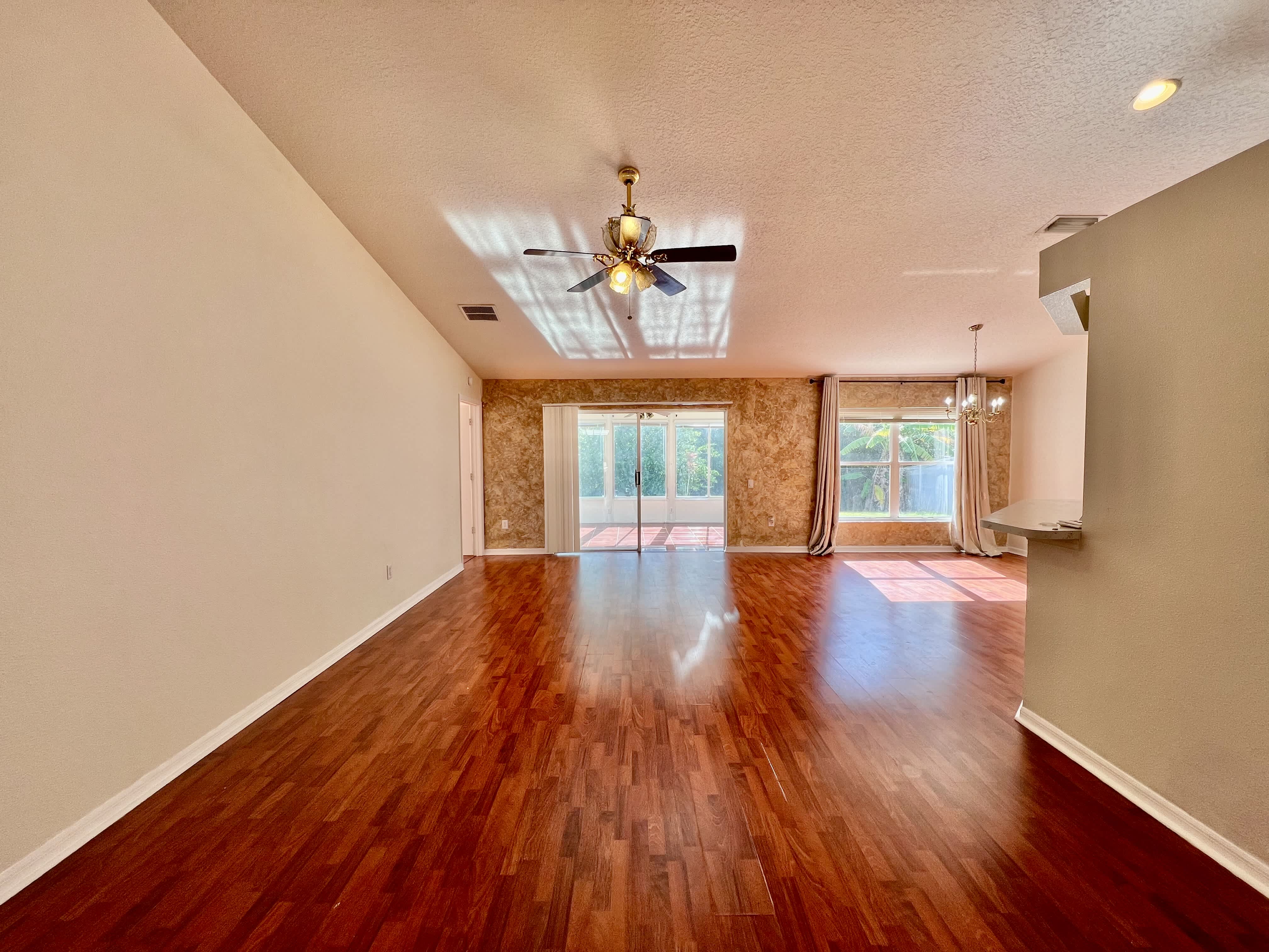 30728 Iverson Dr – photo 4